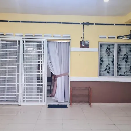Anjung Klia House 01 With Neflix Villa Banting  Exterior photo